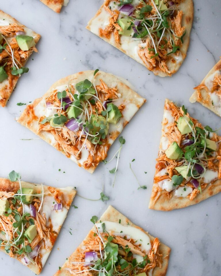Skinny Buffalo Chicken Flatbread Pizza Recipe
